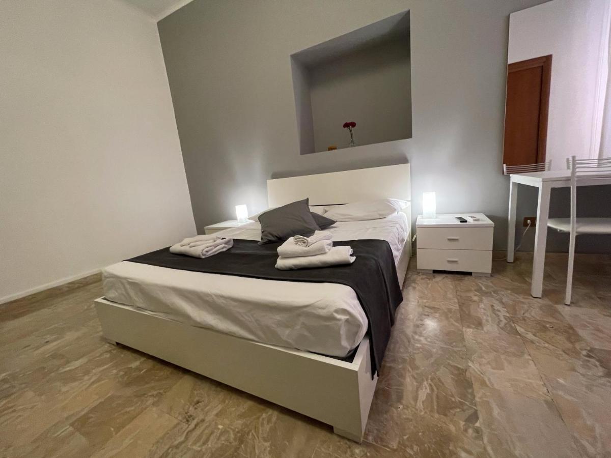 Sleepy Max Hotel Roma Exterior foto