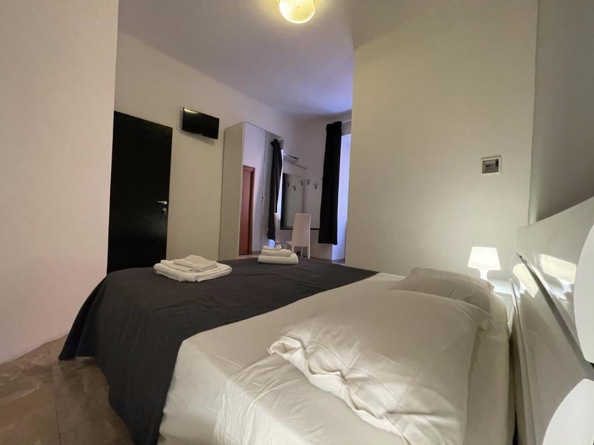Sleepy Max Hotel Roma Exterior foto