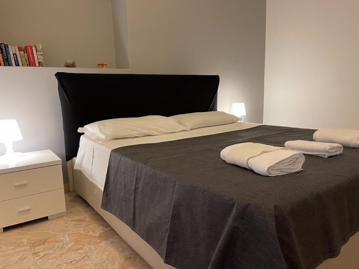 Sleepy Max Hotel Roma Exterior foto